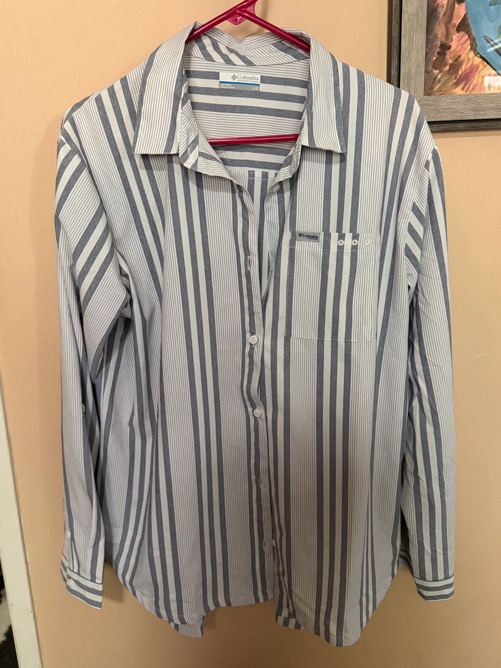 Columbia Sun Drifter Woven Ling Sleeve Button Up Top